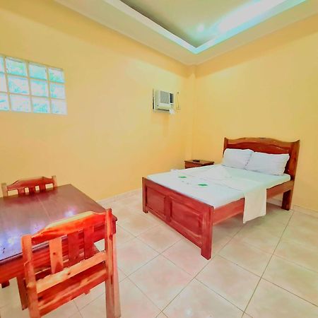 La-Familia Guest House Siquijor Room photo