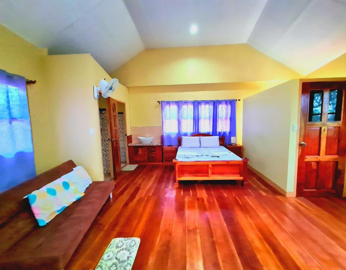 La-Familia Guest House Siquijor Exterior photo